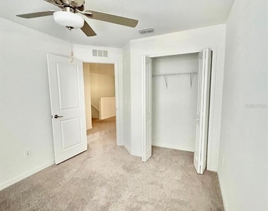 10321 Trumpet Honeysuckle Way - Photo Thumbnail 15