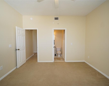 10905 Capstan Lake Drive - Photo Thumbnail 27