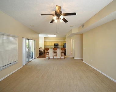 10905 Capstan Lake Drive - Photo Thumbnail 6