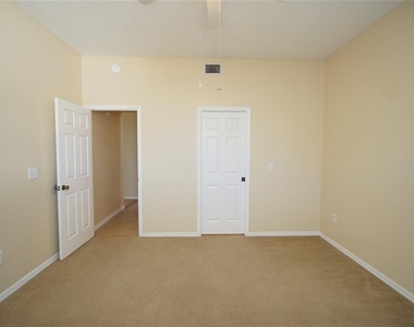 10905 Capstan Lake Drive - Photo Thumbnail 28