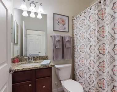 16706 Vardon Terrace - Photo Thumbnail 16