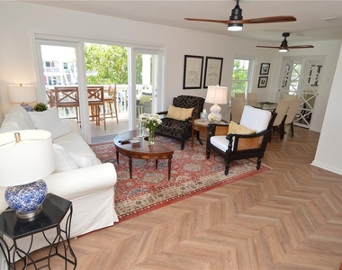 5048 Beach Drive Se - Photo Thumbnail 18