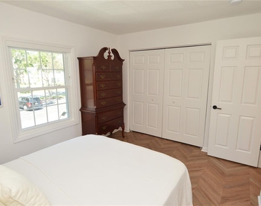 5048 Beach Drive Se - Photo Thumbnail 38