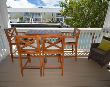 5048 Beach Drive Se - Photo Thumbnail 44