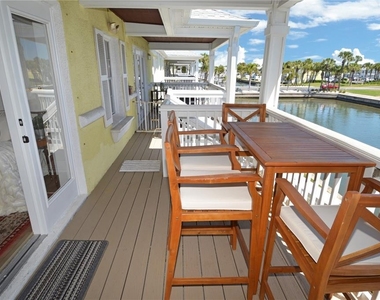 5048 Beach Drive Se - Photo Thumbnail 42