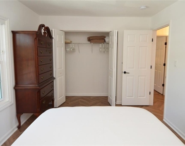 5048 Beach Drive Se - Photo Thumbnail 39