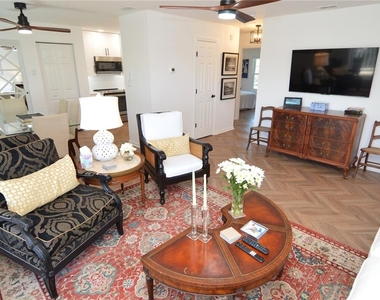 5048 Beach Drive Se - Photo Thumbnail 19
