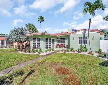 16613 Gulf Boulevard - Photo Thumbnail 50