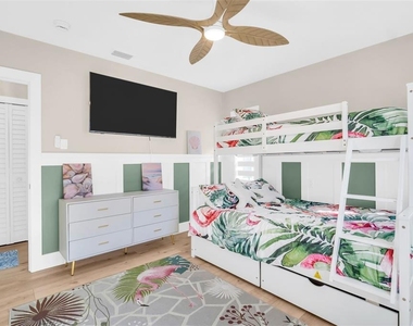 16613 Gulf Boulevard - Photo Thumbnail 26