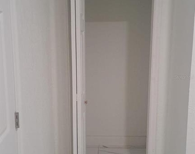 1405 W Rambla Street - Photo Thumbnail 7