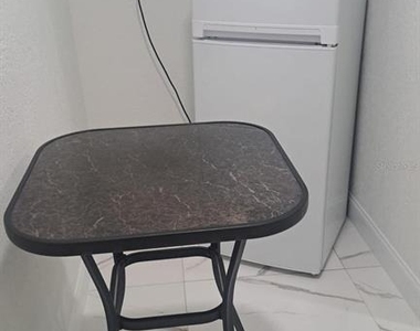 1405 W Rambla Street - Photo Thumbnail 4