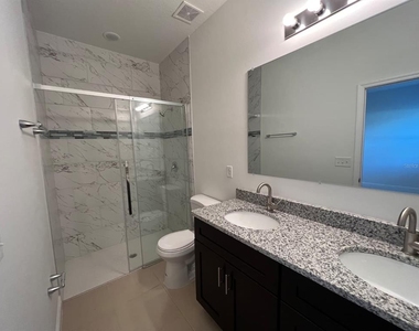 2161 Sw 153rd Loop - Photo Thumbnail 4