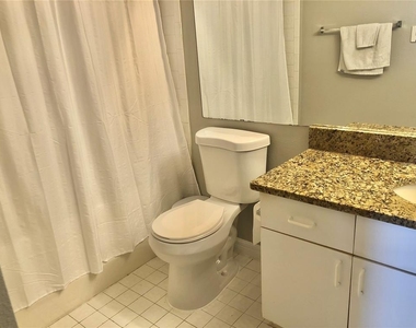 5542 Metrowest Boulevard - Photo Thumbnail 15