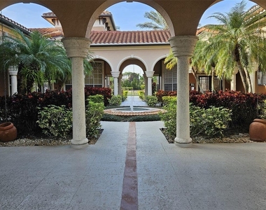 5542 Metrowest Boulevard - Photo Thumbnail 31