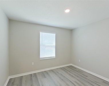 30161 Fedora Circle - Photo Thumbnail 20