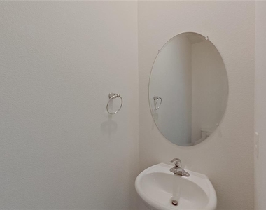 30161 Fedora Circle - Photo Thumbnail 11