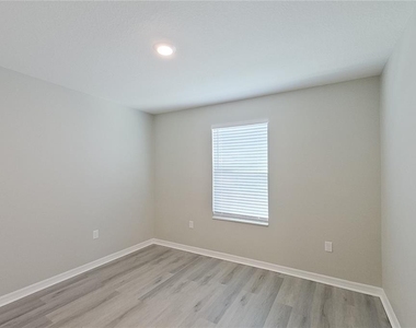30161 Fedora Circle - Photo Thumbnail 18
