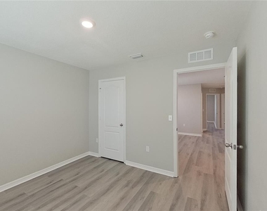 30161 Fedora Circle - Photo Thumbnail 21