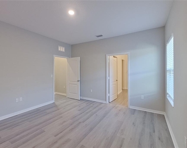 30161 Fedora Circle - Photo Thumbnail 12