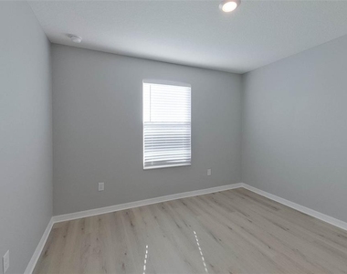 30098 Fedora Circle - Photo Thumbnail 15