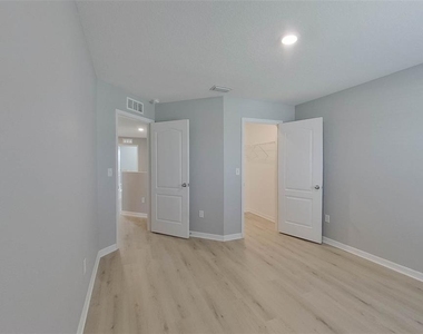 30098 Fedora Circle - Photo Thumbnail 24