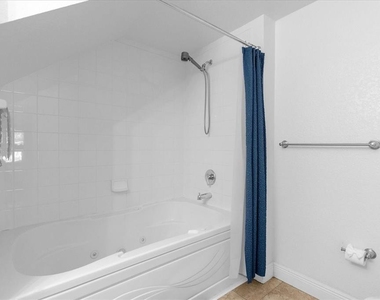 2213 San Vittorino Circle - Photo Thumbnail 15