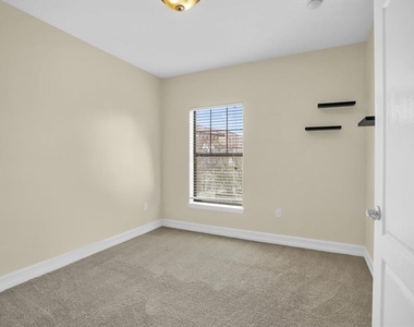 4636 Messina Drive - Photo Thumbnail 29
