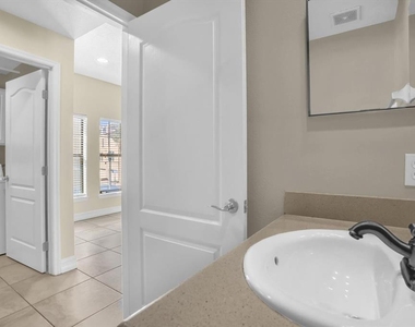 4636 Messina Drive - Photo Thumbnail 17