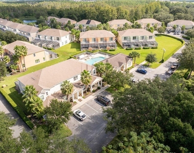 1615 Retreat Circle - Photo Thumbnail 7