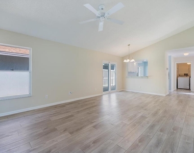 856 Chatham Drive - Photo Thumbnail 11