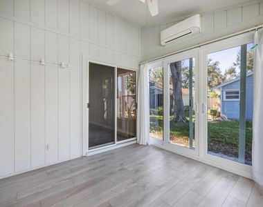 856 Chatham Drive - Photo Thumbnail 20
