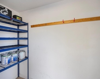 856 Chatham Drive - Photo Thumbnail 29