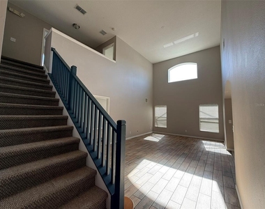 1153 Solana Circle - Photo Thumbnail 6