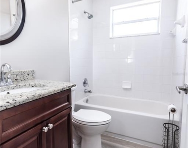 5308 Bowline Court - Photo Thumbnail 17