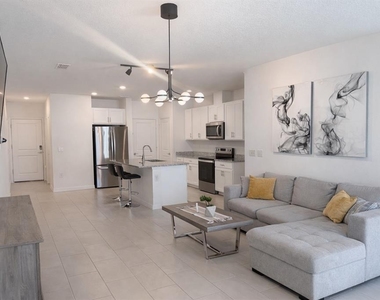 1536 Mirabella Circle - Photo Thumbnail 3