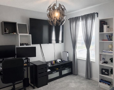 1536 Mirabella Circle - Photo Thumbnail 11