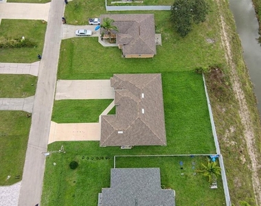 1043 Albert Ave - Photo Thumbnail 51