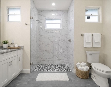 1043 Albert Ave - Photo Thumbnail 30