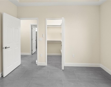 1043 Albert Ave - Photo Thumbnail 44