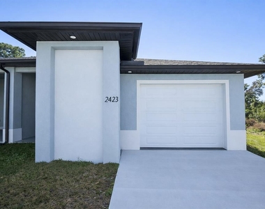 2423 Milton Avenue S - Photo Thumbnail 3