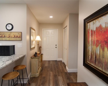 5635 Golf Pointe Drive - Photo Thumbnail 1