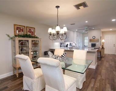 5635 Golf Pointe Drive - Photo Thumbnail 8