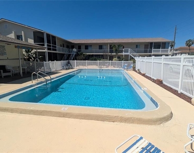 360 Base Avenue E - Photo Thumbnail 13