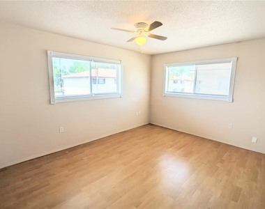 360 Base Avenue E - Photo Thumbnail 8