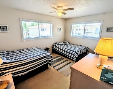 360 Base Avenue E - Photo Thumbnail 10