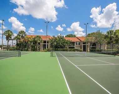 4028 Crockers Lake Boulevard - Photo Thumbnail 16