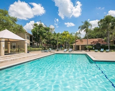 4028 Crockers Lake Boulevard - Photo Thumbnail 15