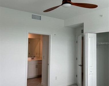 12180 Wellen Golf Street - Photo Thumbnail 16