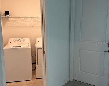 12180 Wellen Golf Street - Photo Thumbnail 6