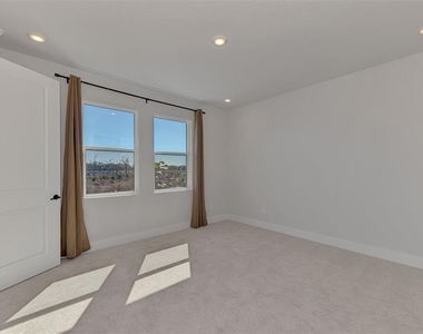 2821 Marrakesh Lane - Photo Thumbnail 20